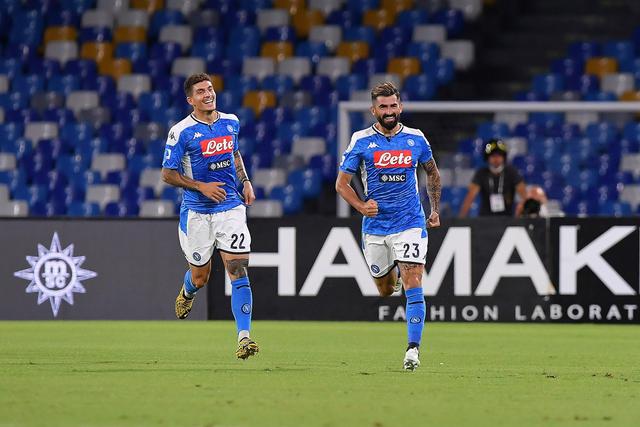 往事不堪回首！哈兰德职业生涯前16场比赛0球0助